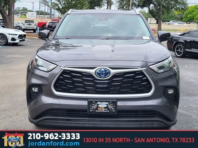2023 Toyota Highlander Hybrid XLE