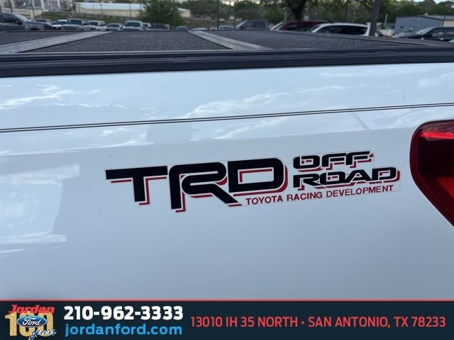 2012 Toyota Tundra Grade CrewMax