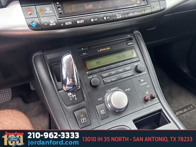 2011 Lexus CT 200h Premium