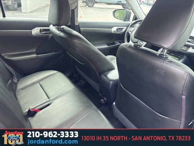 2011 Lexus CT 200h Premium