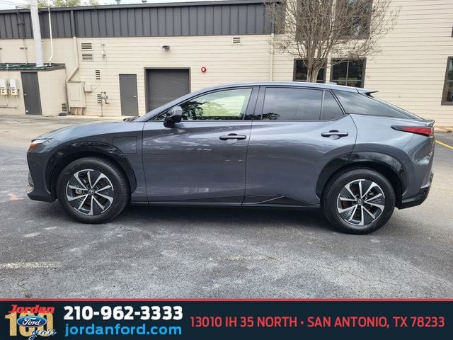 2024 Lexus RZ 450e Premium