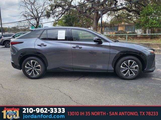 2024 Lexus RZ 450e Premium