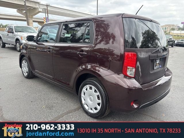 2013 Scion xB Base