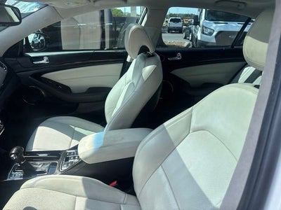 2014 Kia Cadenza Limited