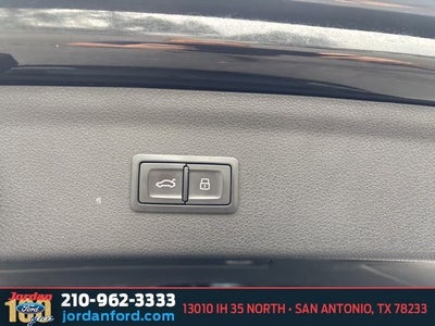 2016 Audi Q3 2.0T Premium Plus FrontTrak