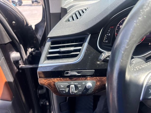 2019 Audi Q7 55 Prestige quattro