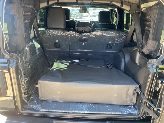 2025 Jeep Wrangler Rubicon 392