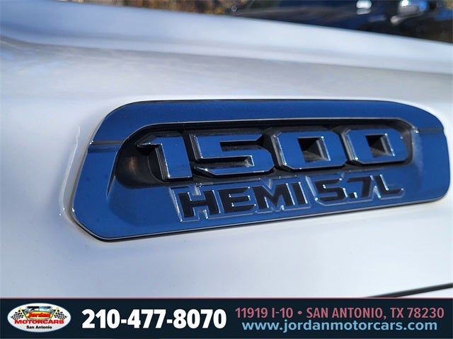 2019 RAM 1500 Big Horn/Lone Star CrewCab 4x4