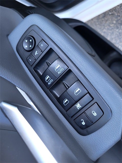 2019 RAM 1500 Big Horn/Lone Star CrewCab 4x4