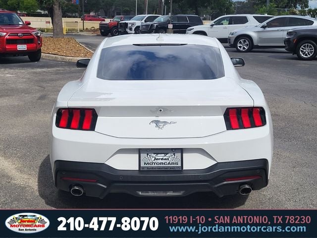 2024 Ford Mustang EcoBoost