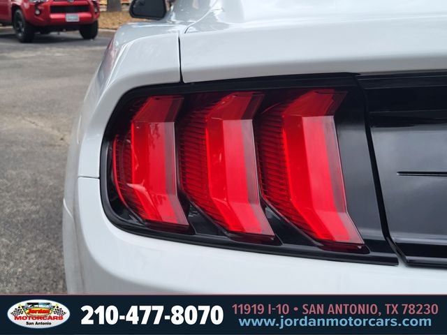 2020 Ford Mustang EcoBoost