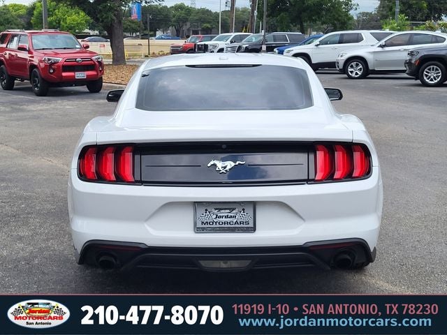 2020 Ford Mustang EcoBoost