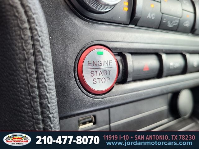 2022 Ford Mustang EcoBoost