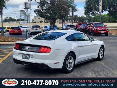 2022 Ford Mustang EcoBoost