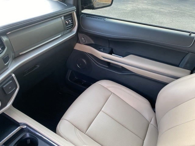 2023 Ford Expedition Max XLT