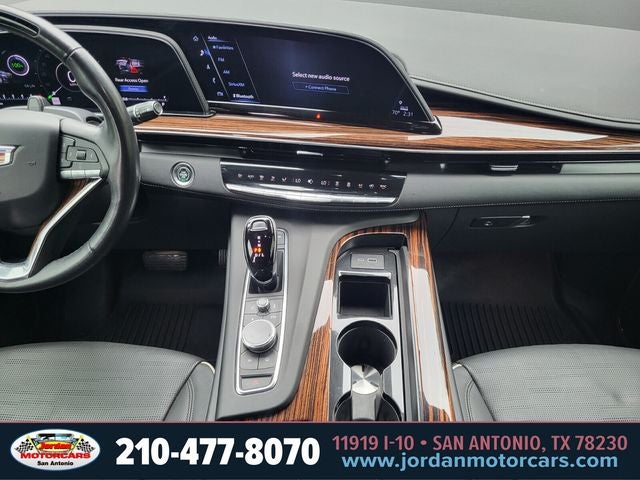 2023 Cadillac Escalade ESV Premium