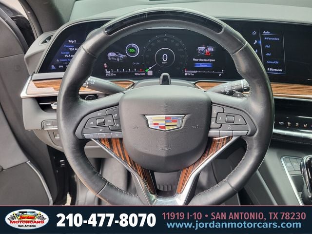 2023 Cadillac Escalade ESV Premium