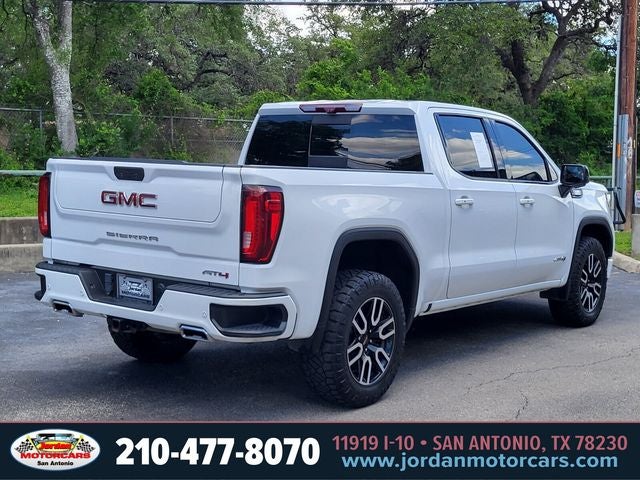 2021 GMC Sierra 1500 AT4