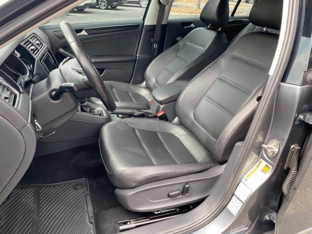 2017 Volkswagen Jetta 1.8T SEL