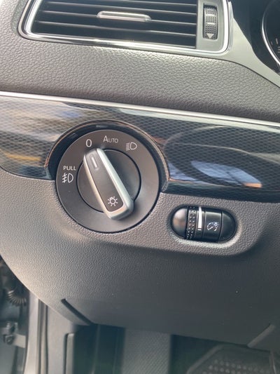 2017 Volkswagen Jetta 1.8T SEL