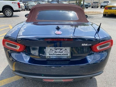 2018 FIAT 124 Spider Lusso Red Top Edition
