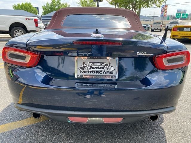 2018 FIAT 124 Spider Lusso Red Top Edition