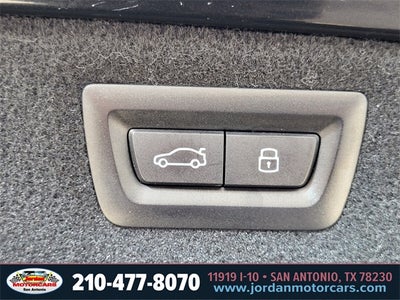 2023 BMW 8 Series 840i