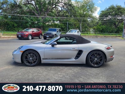 2022 Porsche 718 Boxster T