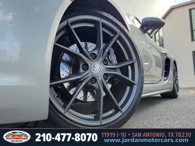 2022 Porsche 718 Boxster T