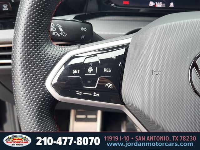 2024 Volkswagen Golf GTI Autobahn